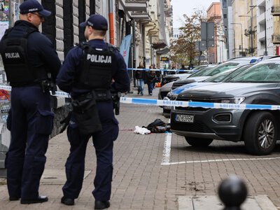 Atak nożownika w ścisłym centrum Warszawy. Przy ul. Nowogrodzkiej trwa akcja policji