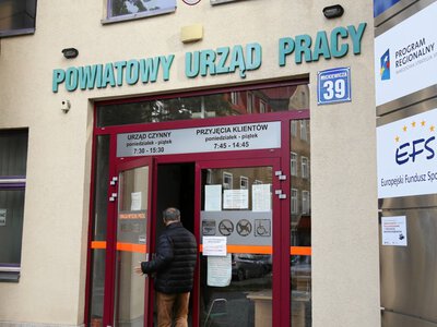 Rynek pracy we wrześniu. GUS podał dane o bezrobociu w Polsce