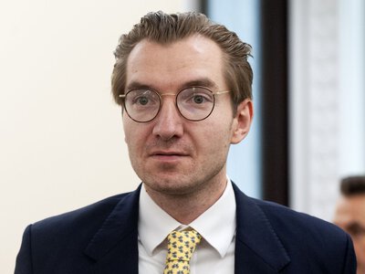 Kolejna osoba odchodzi z rządu. Wiceminister zwrócił się do Tuska 