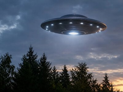 Pentagon pokazuje UFO. Czarny trójkąt i prędkość 2900 km/h