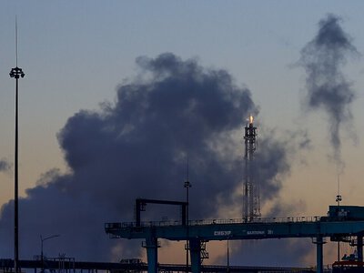 Rosyjskie zakłady chemiczne pod ostrzałem. Po ataku wybuchł pożar