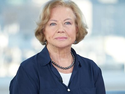 Widok grobu Bożeny Dykiel porusza do głębi. Zaskakujące drobiazgi