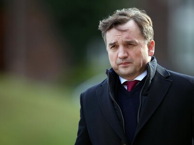 Partie Ziobry wykreślone z rejestru! Tak miał uniknąć kosztów