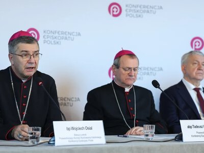 Nie buduje, a niszczy. Episkopat grzmi, apelują do Sejmu po głosowaniu