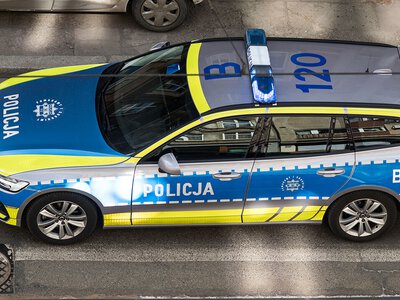 Zwłoki w aucie pijanego kierowcy. Autopsja wykluczyła jedną z hipotez
