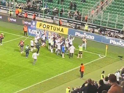 Wideo niesie się po sieci. Zobacz, co zrobili piłkarze Lecha po meczu z Legią