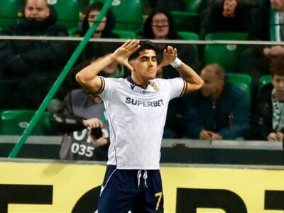 Lech zdobył Warszawę i jest liderem. Legia pokonana! Powtarzamy: Legia wreszcie pokonana w tym sezonie PKO Ekstraklasy