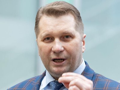 PiS chce obniżyć VAT na węgiel i prąd. Czarnek mówi o oszczędnościach