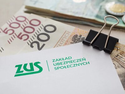 Pracownicy ZUS wywalczyli podwyżki i nagrody. Jest porozumienie z 11 związkami