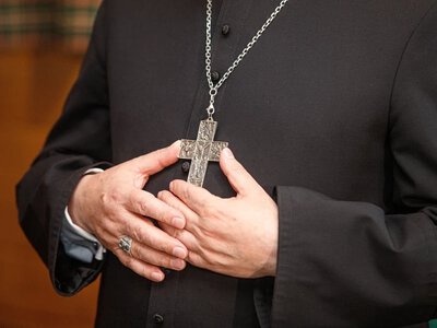 Pięć złotych na ofiarę to wstyd. Wierni w strachu przed zemstą proboszcza