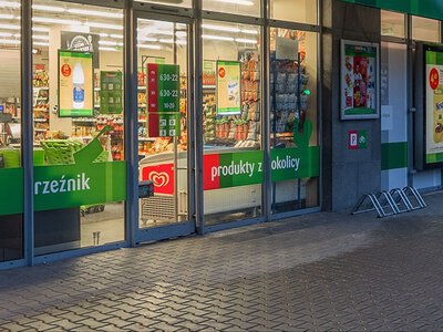 Eurocash idzie jak burza. 103 sklepy w nowej formule