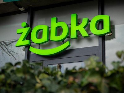 Ponad 8,4 mld zł przychodów w trzy miesiące. Żabka rośnie szybciej, niż zakładał rynek
