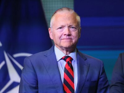 Telefony o północy i lawina SMS-ów. Ambasador USA o polskiej wiceminister