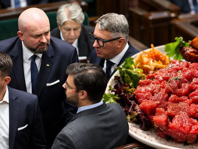 Posłowie Konfederacji bronią mięsa od dwóch lat. Z takim skutkiem
