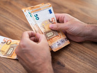 Szukają pracownika z Polski do pracy. Płacą w przeliczeniu 13 tys. zł