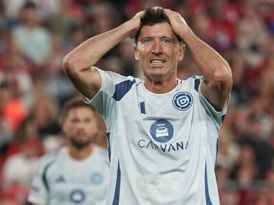 W USA głośno o kłopotach Lewandowskiego. Nie otrzyma drugiej szansy