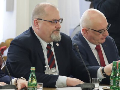 Prokurator IPN wtargnął do obcego mieszkania. Śledczy podjęli decyzję