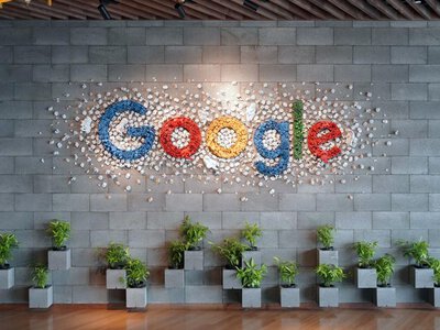 Czarny czwartek Google’a. Rekordowy drenaż gotówki uderzył w notowania Alphabetu