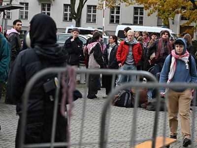 Protesty w niemieckich miastach. Polskie MSZ ostrzega