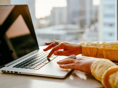 Skarbówka ostrzega. Oszuści ruszyli z kampanią