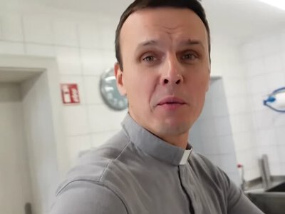 Gorąco wokół znanego księdza. Zaskoczył nagraniem. Apostołowie jak piłkarze