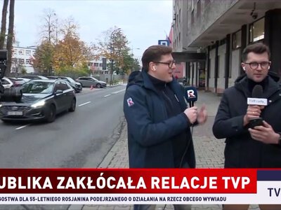 Skargi na Republikę. Atakują dziennikarzy TVP Info