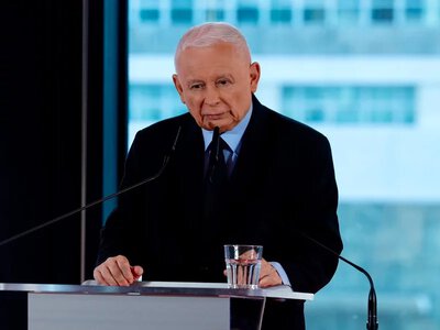 Prezes PiS przesłuchany w sprawie Trybunału. Po wszystkim zwrócił się do Żurka