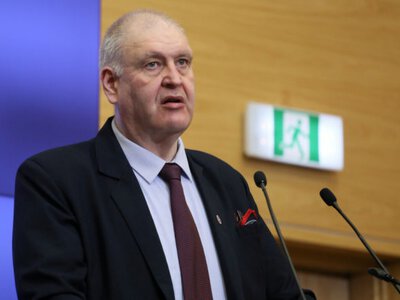 Zamieszanie wokół TK! Strona Trybunału informuje o zawieszeniu prezesa. Święczkowski…