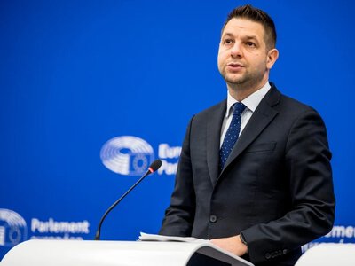 Obrazki są już na całym świecie. Patryk Jaki o sytuacji wokół TK